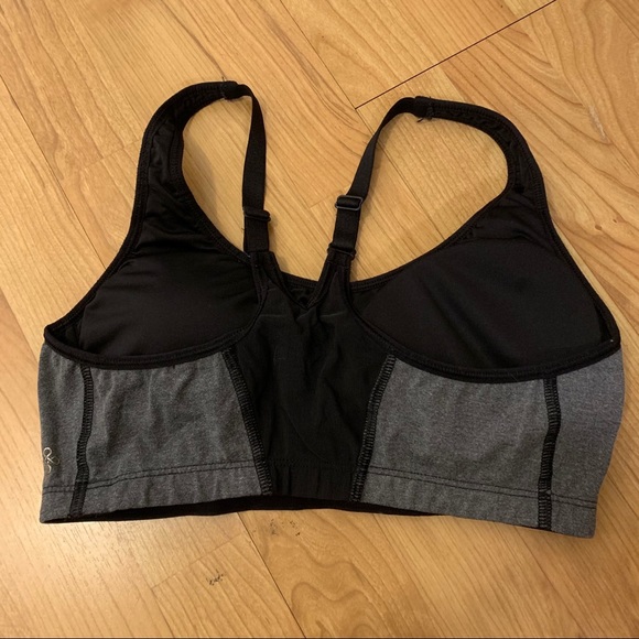 SPORTS BRA - Picture 2 of 3